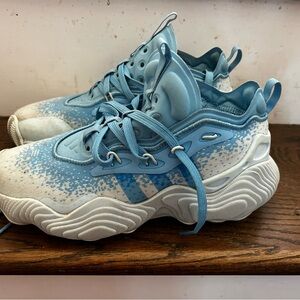Light blue Boys, Adidas sneakers youth size 6